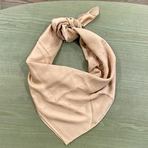 💖 Brand new silk scarf - Louis Vuitton 💖